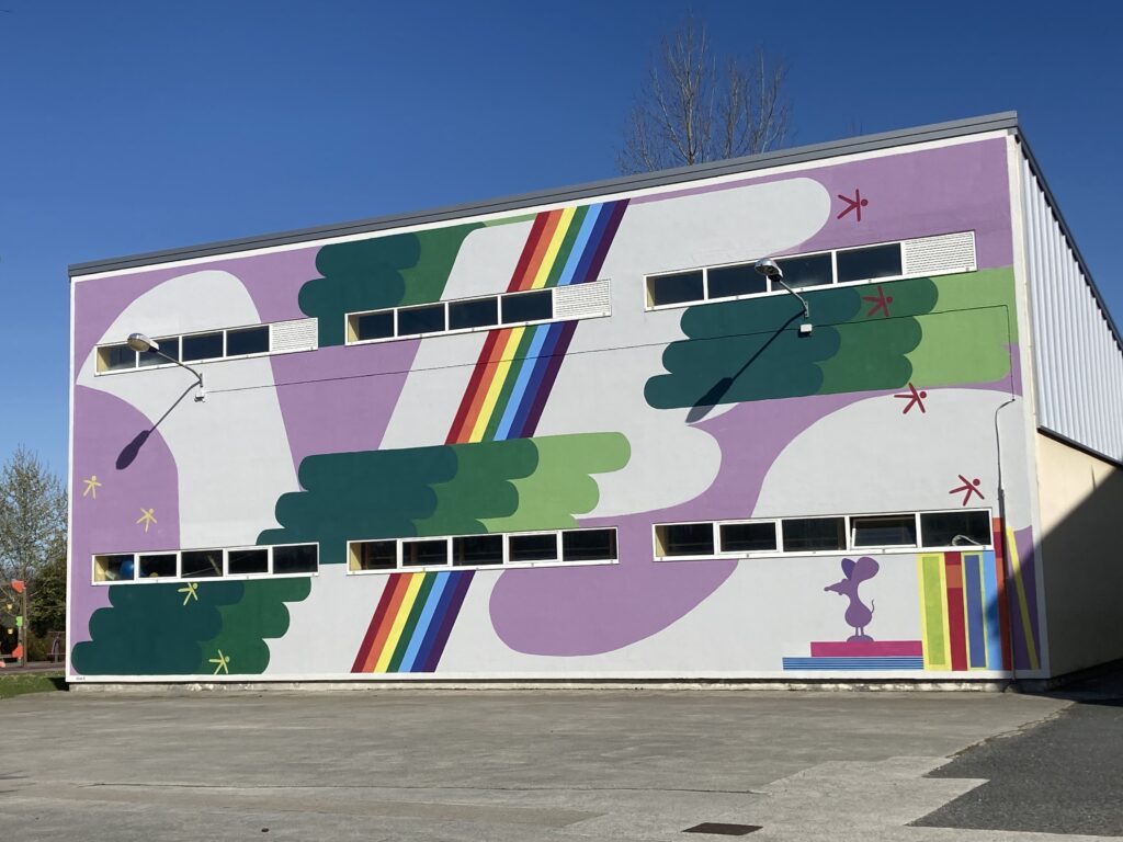 Mural en galicia de olmo blanco